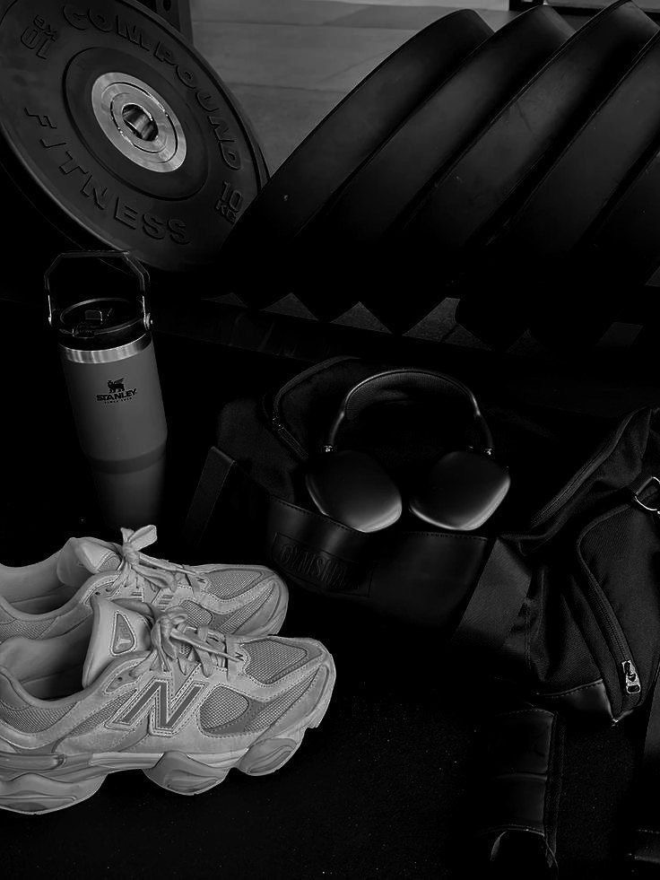 Athlete training for all fitness levels with personalized workout program